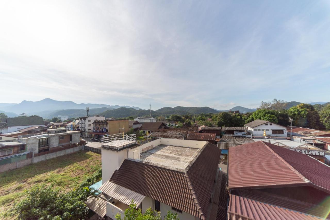 Saiyud Hostel Mae Hong Son Exterior photo